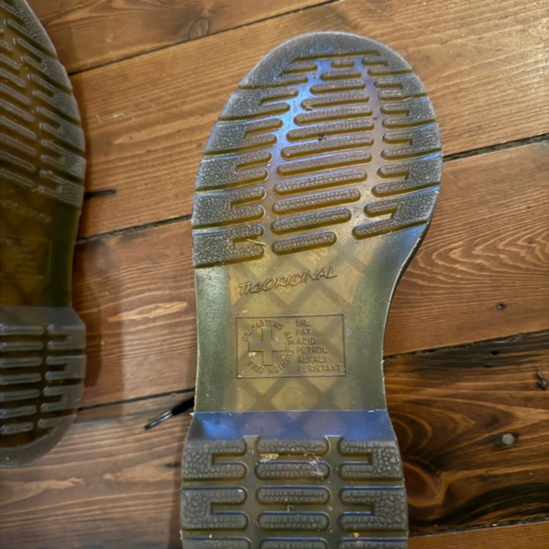 Svarta Dr. Martens vegan skor - 2