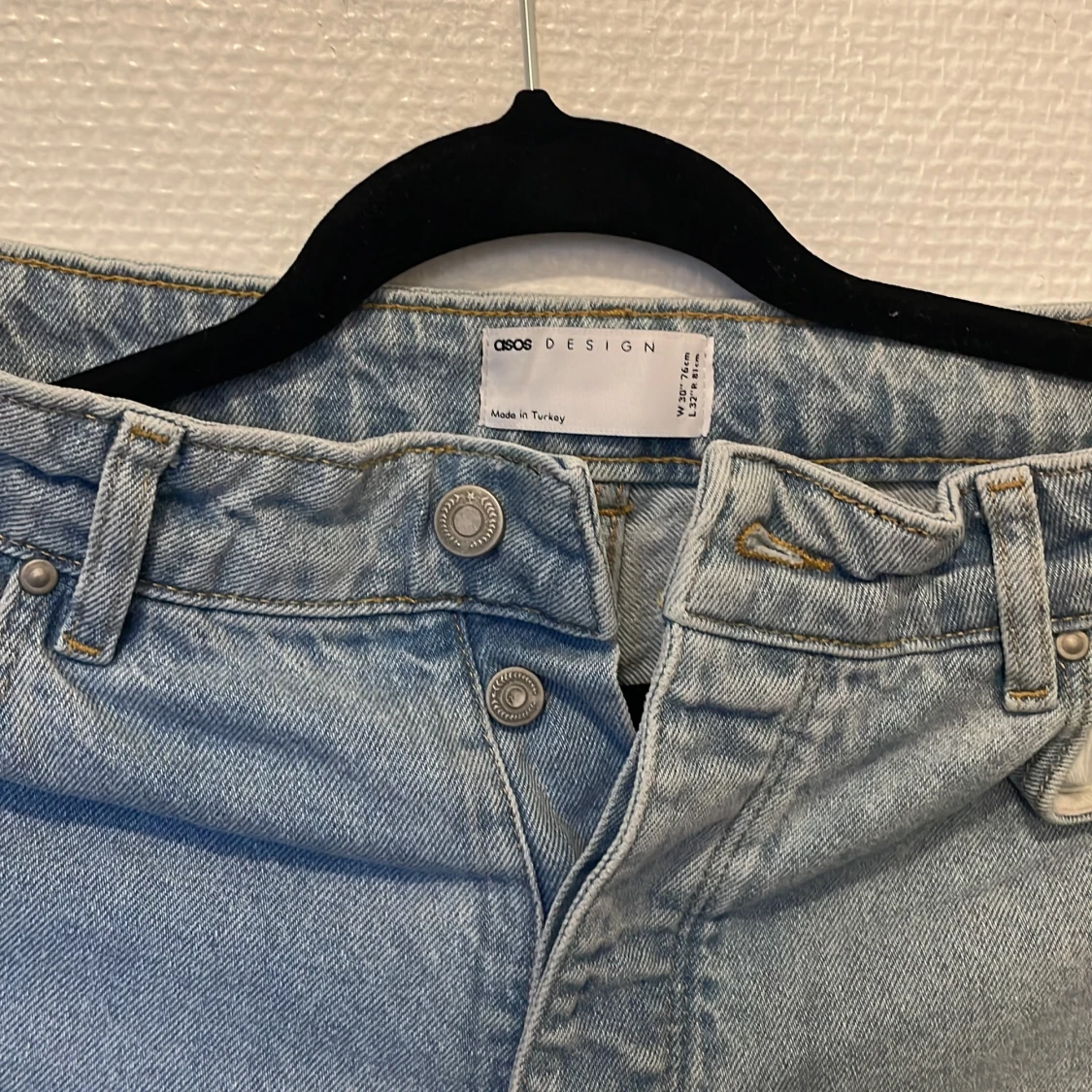 Ljusblå jeans från ASOS DESIGN - 1