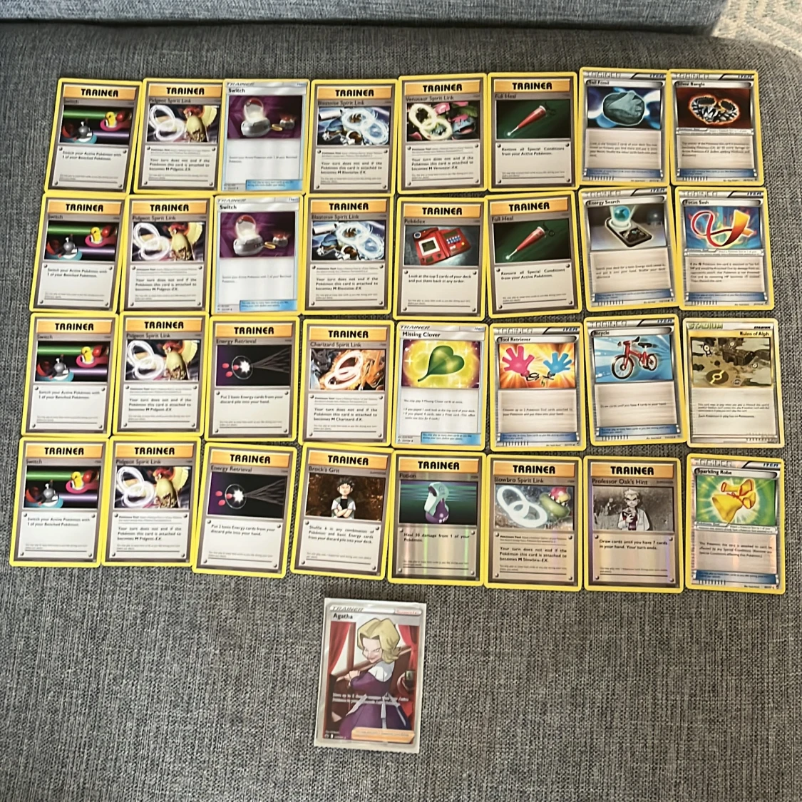 Pokémon Trainer Cards Collection