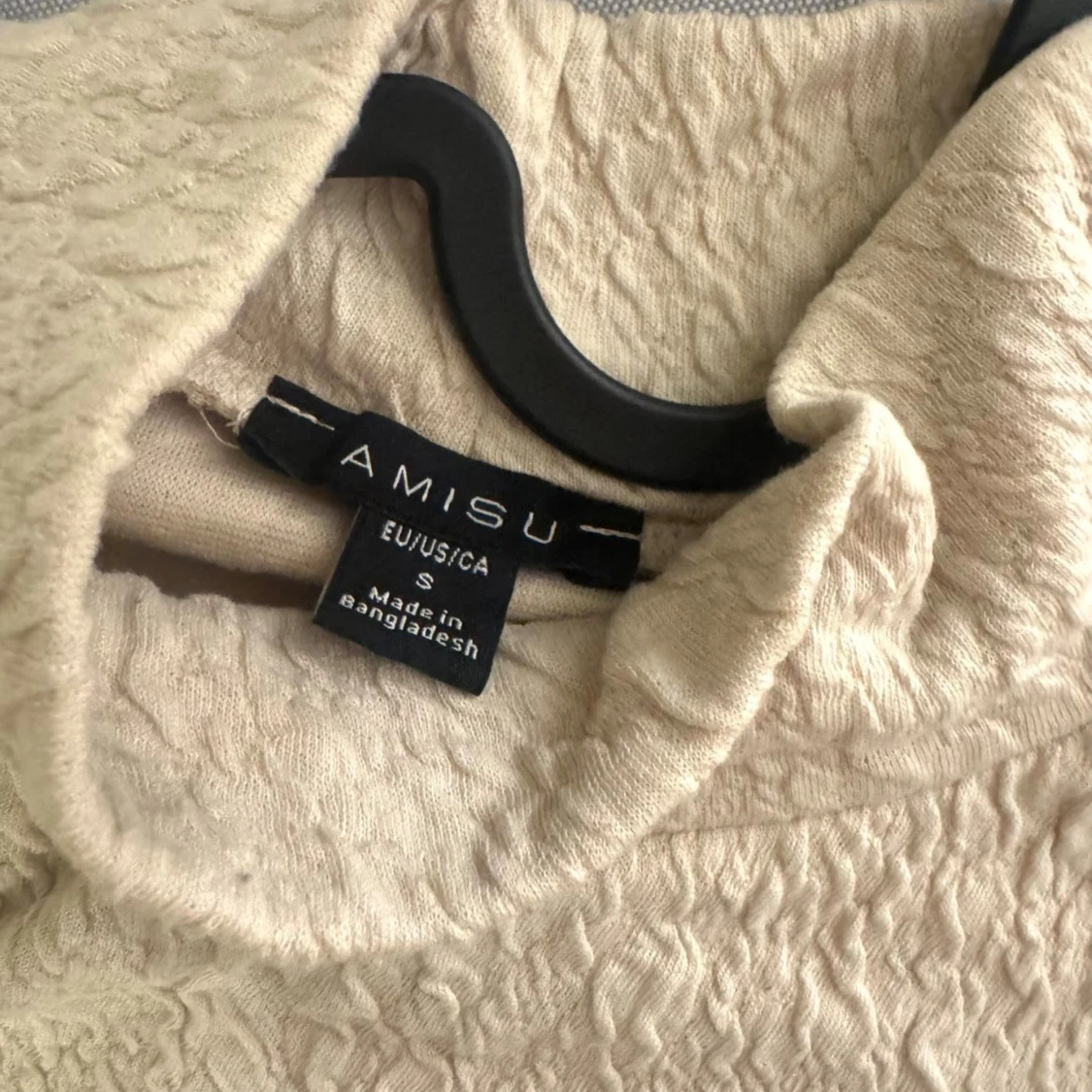 Beige polotröja från Amisu - 2