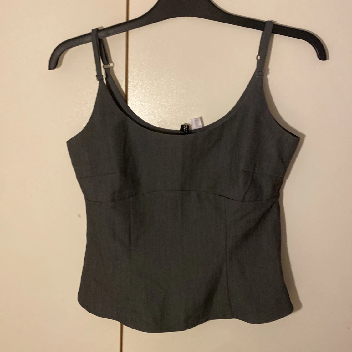 Grå linnetopp från H&M