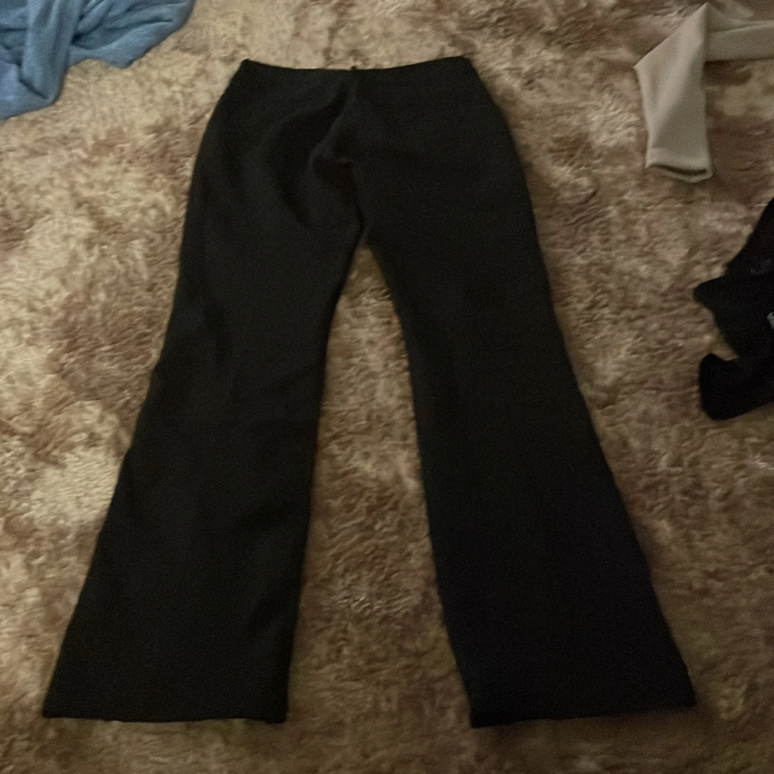 Svarta  kostymbyxor - 1