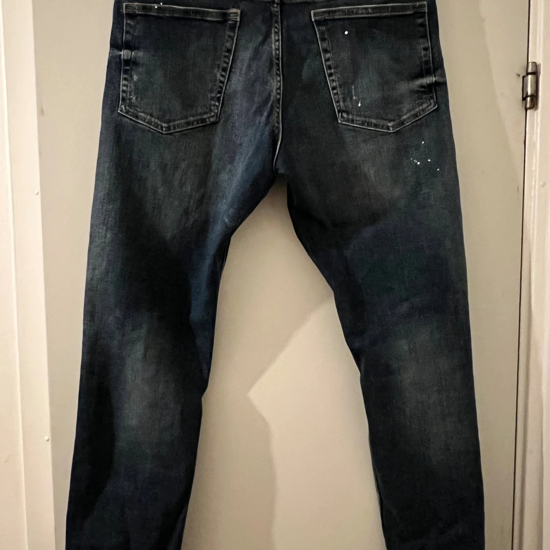 Blå slitna jeans från Icono - 3