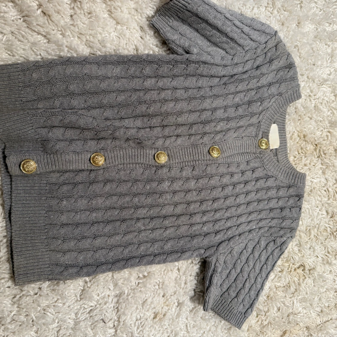 Grå stickad kofta från H&M