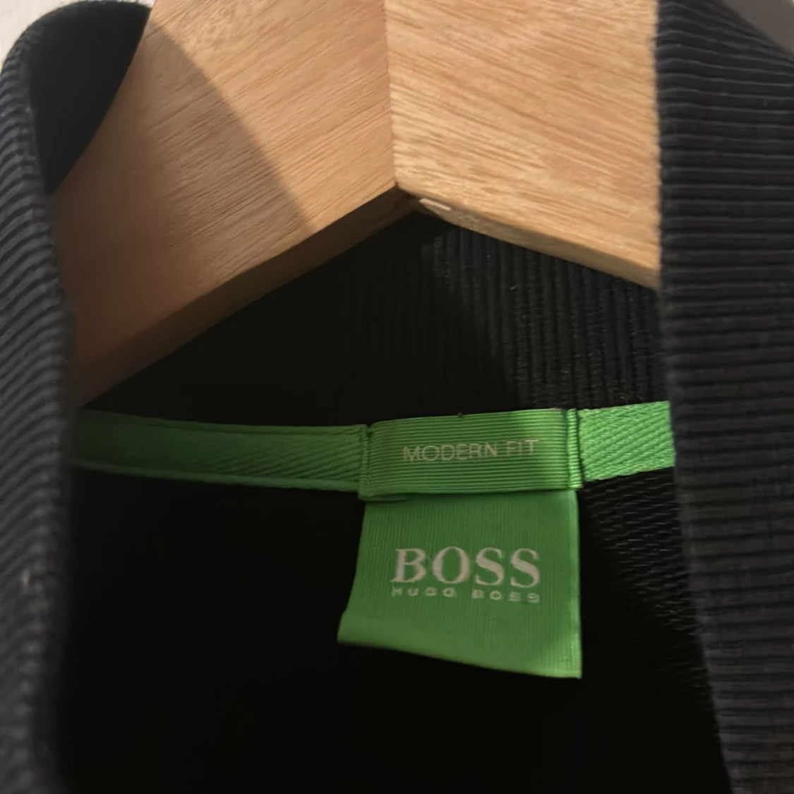 Svart kofta från Hugo Boss - 2