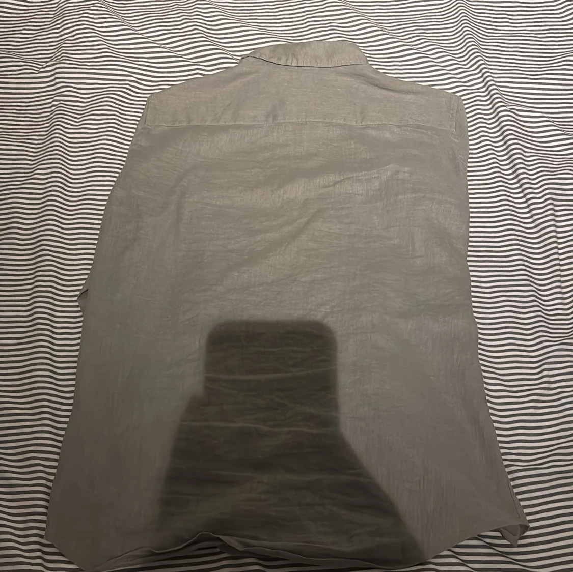 Beige linneskjorta från H&M Regular Fit - 1