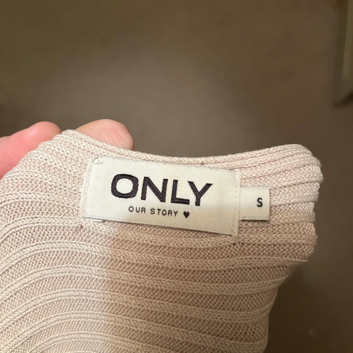 Beige ribbad tröja från ONLY - 2