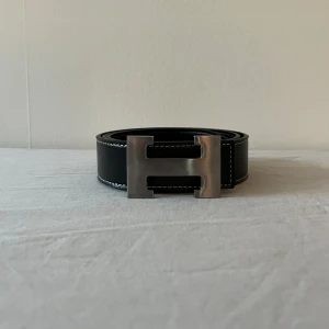 H bälte - Pris diskuteras inte.