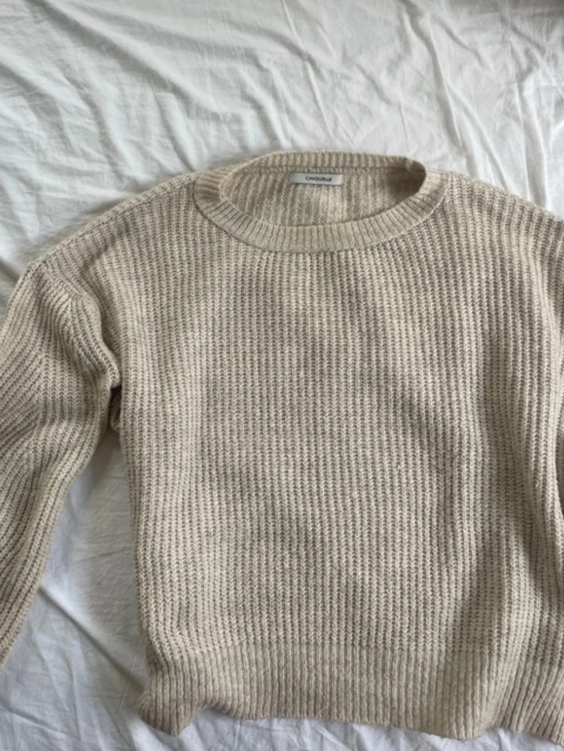 Beige stickad tröja från Chiquelle - 1