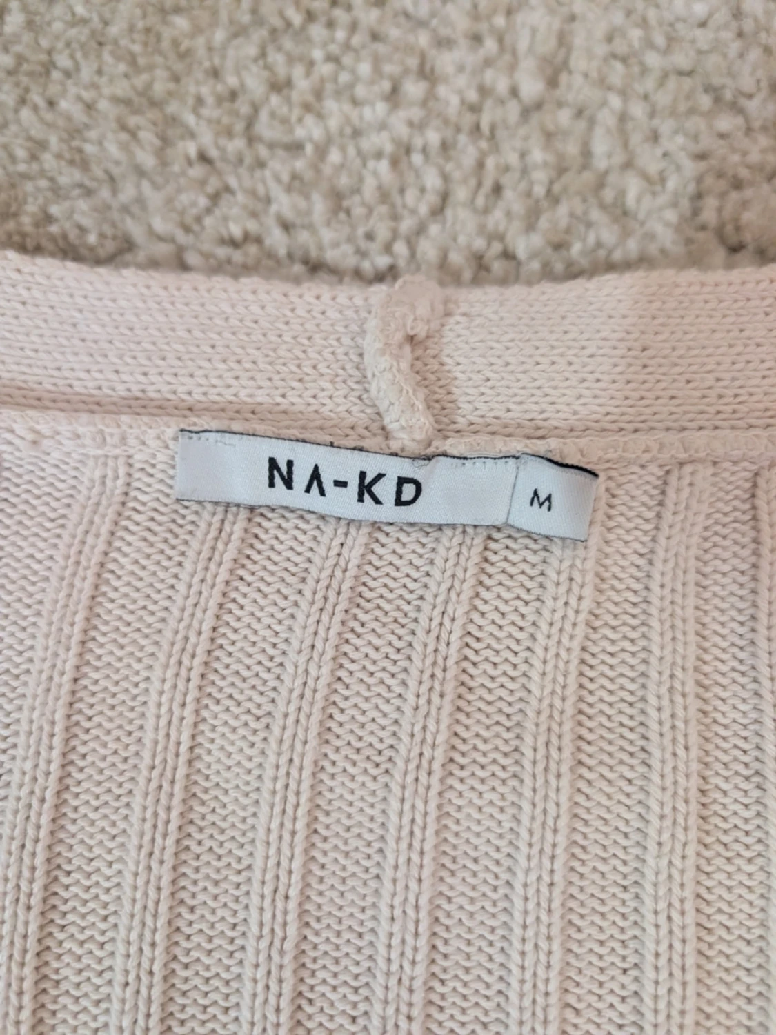 Beige ribbad kofta från NA-KD - 3