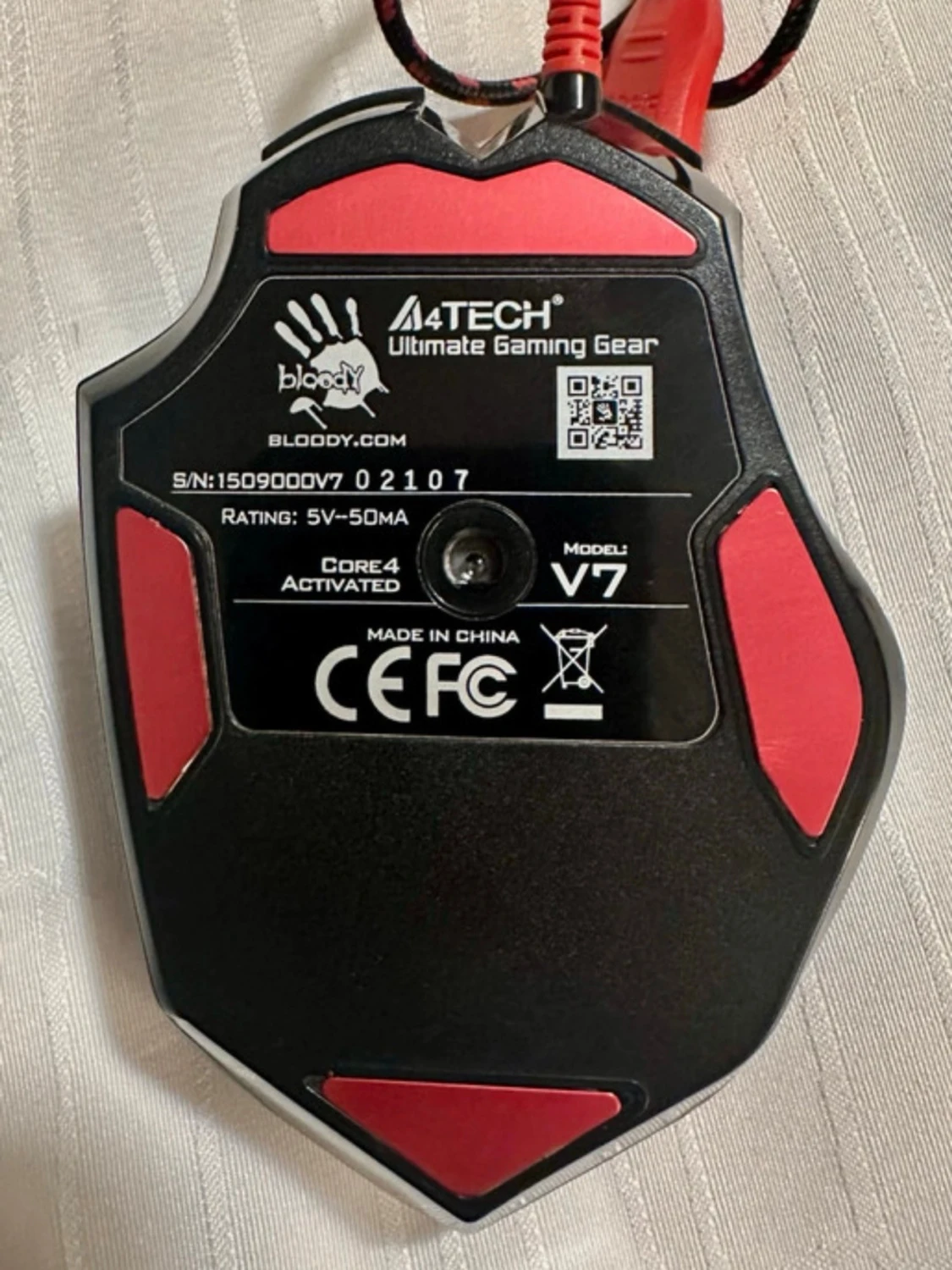 A4Tech Bloody V7 Gaming Mouse - 2