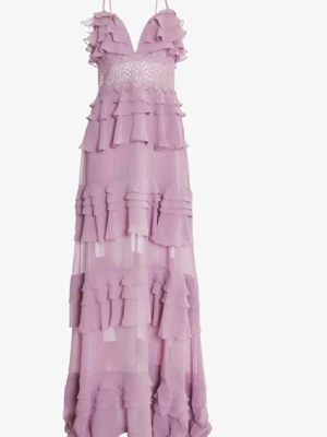 True decadence balklänning  - Superfin ljuslila långklänning med tunna axelband och flera lager volanger från true decedance. Klänningen är i storlek 34 och uppsydd. Den passar mig perfekt som är 160!💕
