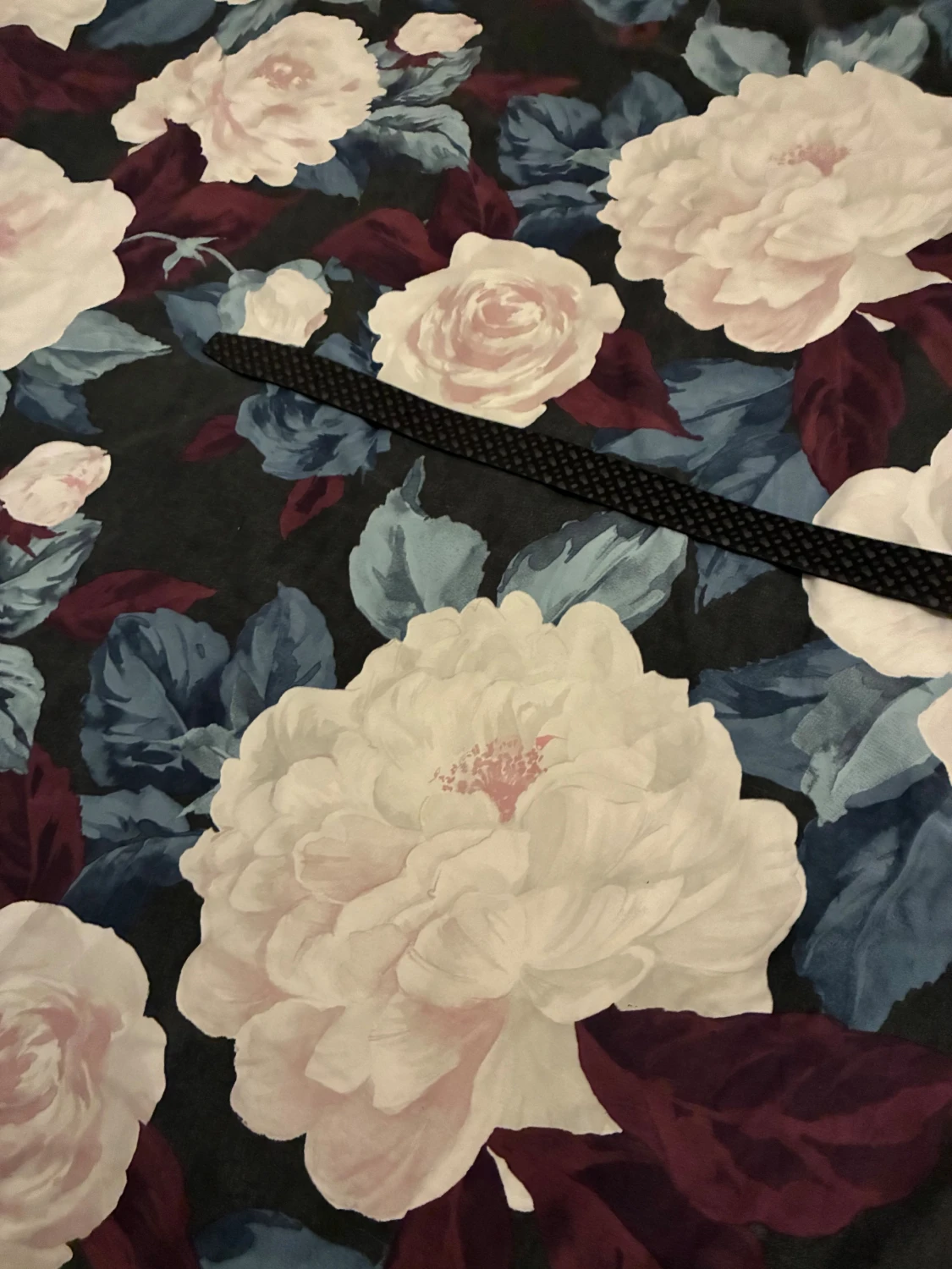 Svart bälte med rutmönster( Hugoboss) - 1