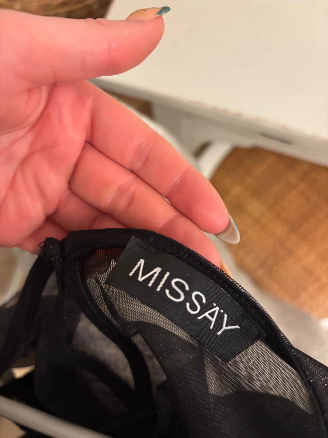 Svart glittrig blus från Missäy - 2