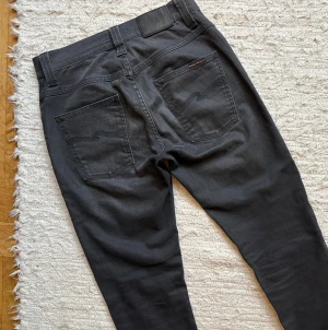 NUDIE ”GRIM TIM” - Säljer nu dessa sjukt clean nudies!🌤️🍁| Hör gärna av dig!✌🏻👑