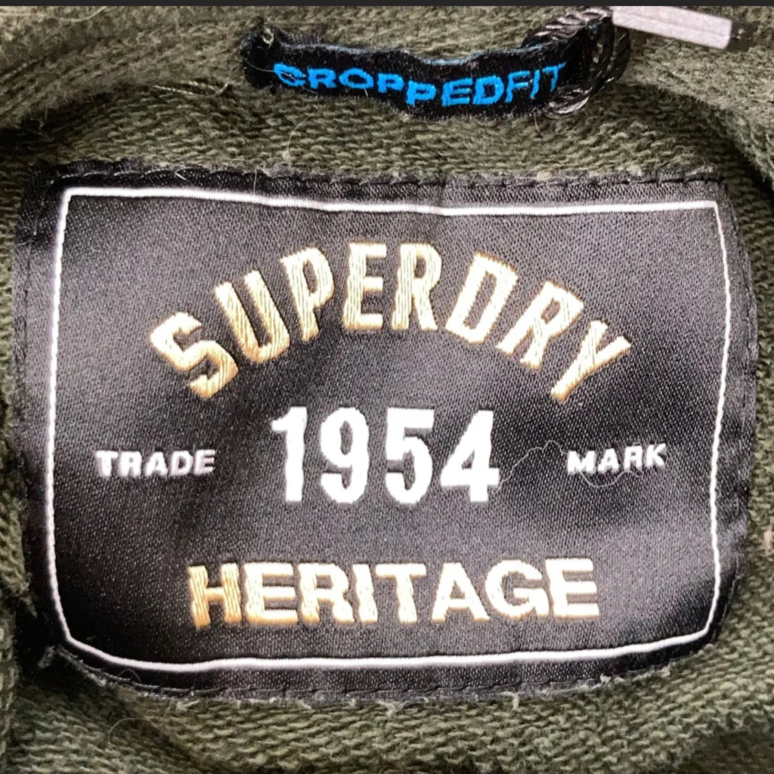 Olivgrön hoodie från Superdry - 2