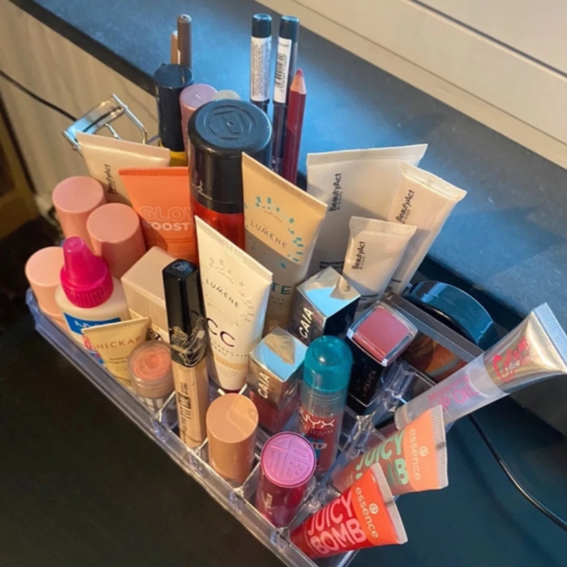 Makeup organizer - 3