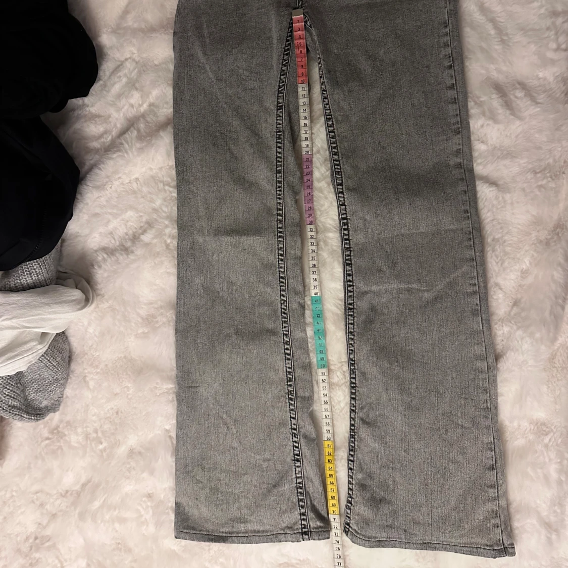 Grå bootcut jeans från Nelly - 3