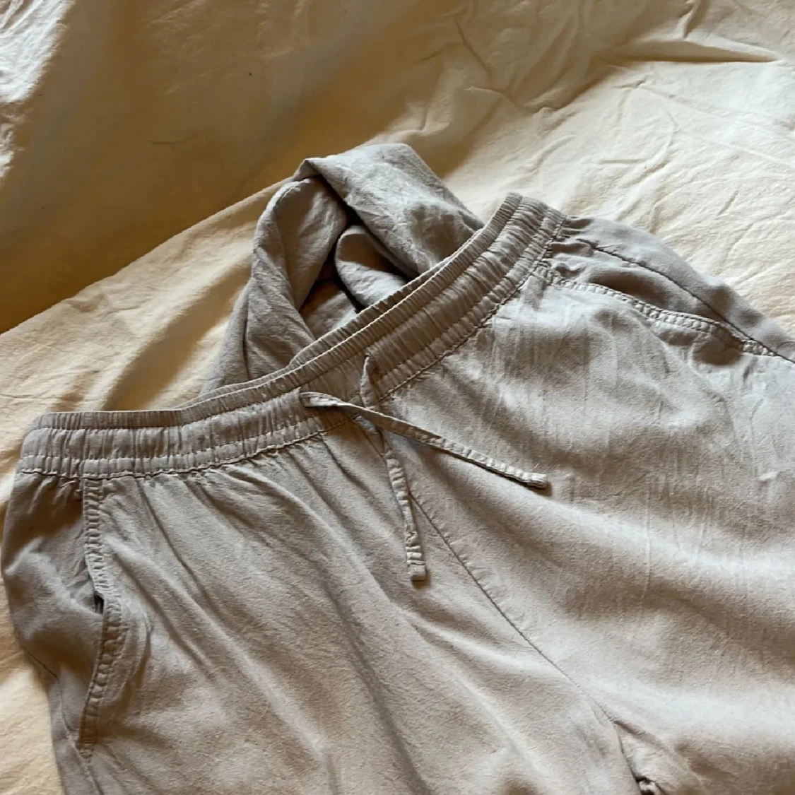 Beige linnebyxor, storlek M - 2