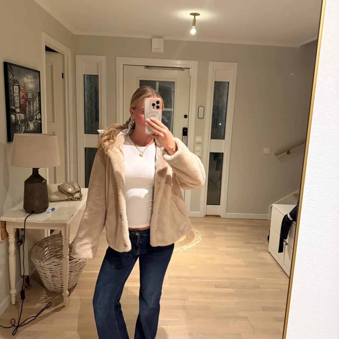 Beige teddyjacka med luva - 2