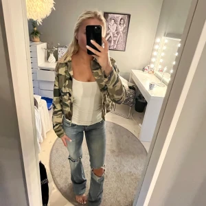Camouflage jacka - Säljer denna coola jacka💕