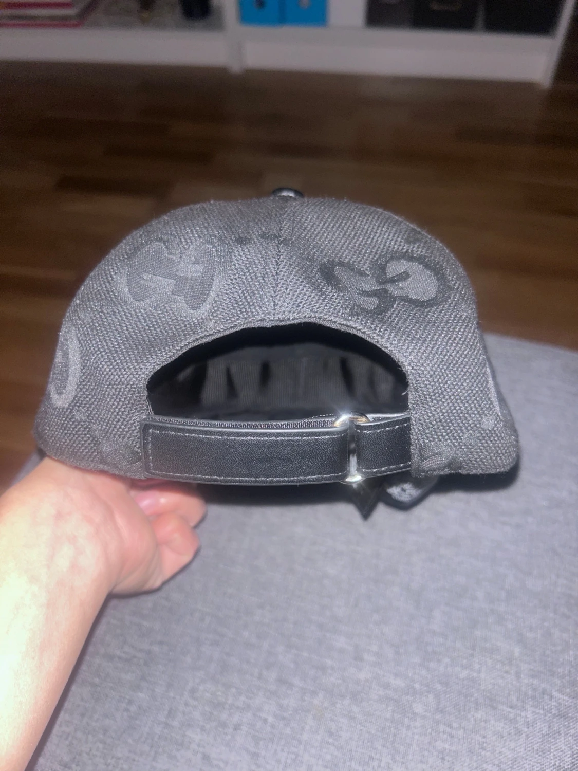 Svart Gucci keps med GG-mönster - 3