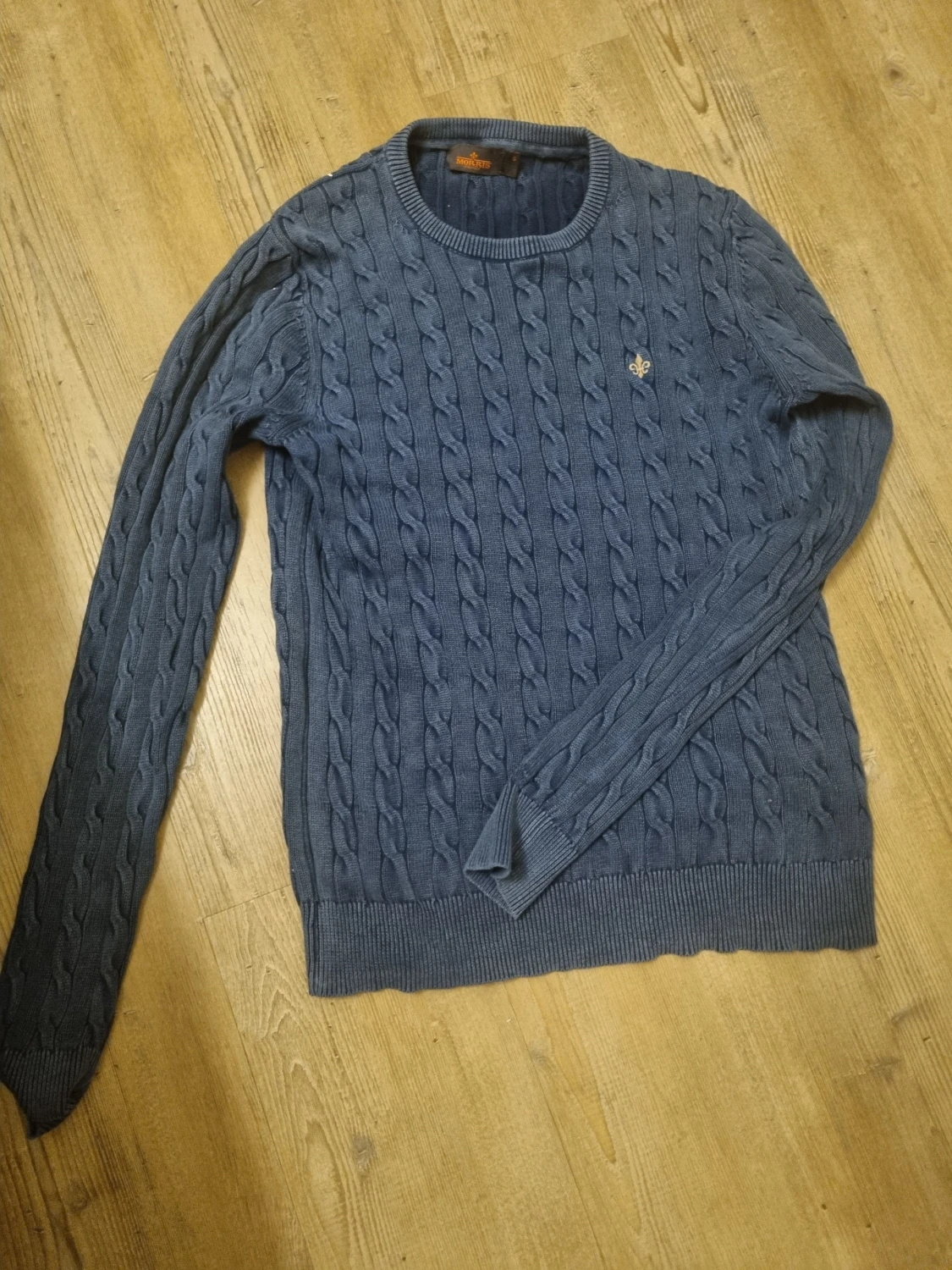 Blå kabelstickad tröja Morris