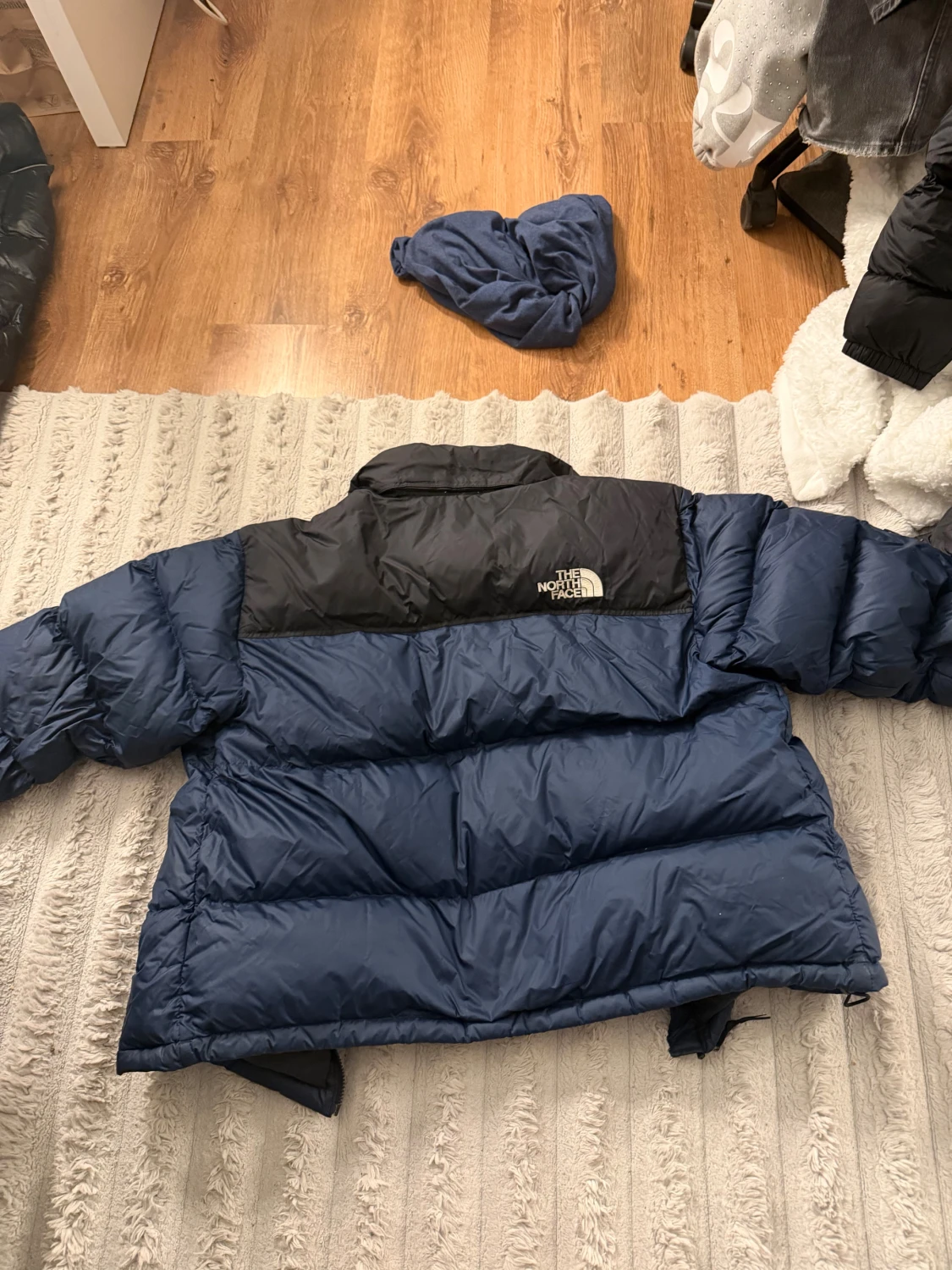 Blå pufferjacka från The North Face XL - 1