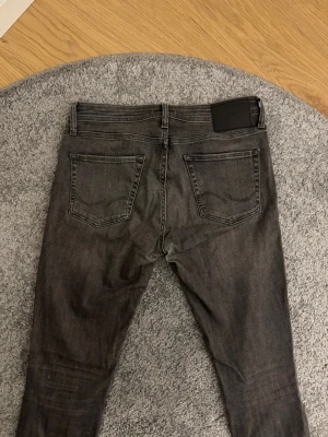 Jack & Jones Jeans - - Condition: 9/10 - Color: Gray - Size: 31/32