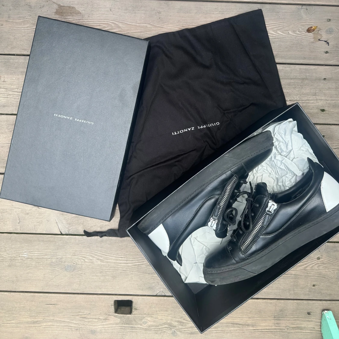 (Äkta) Vit/Svarta Giuseppe Zanotti Skor - 1