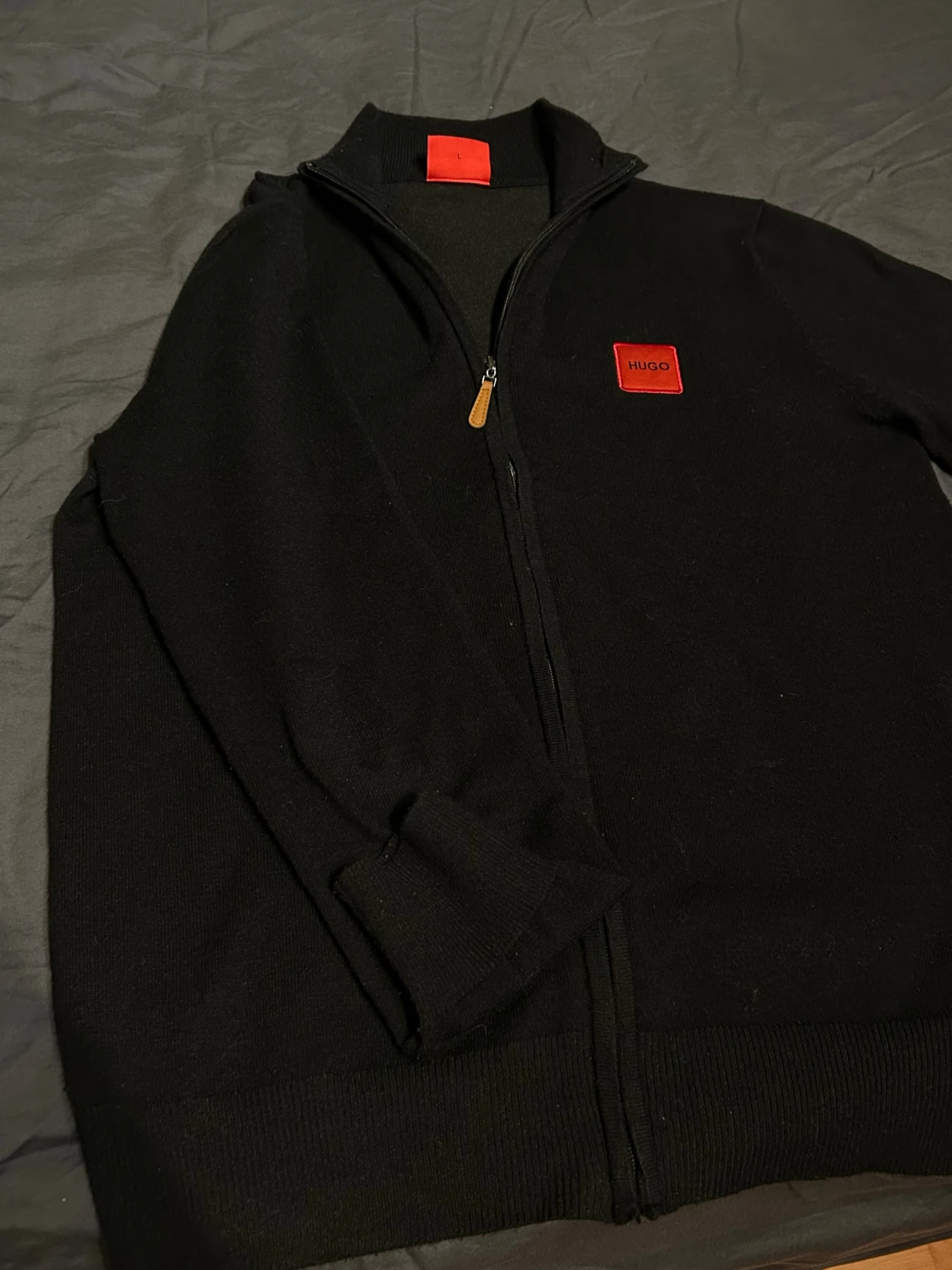 HUGO zip-up - 2