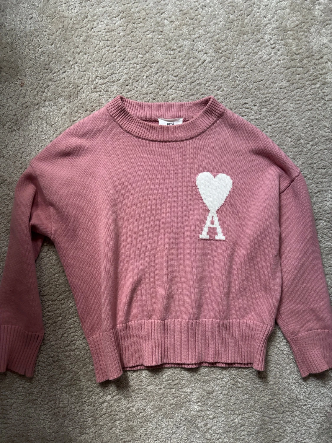 Rosa stickad tröja från Ami - 1