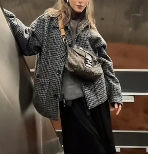 Kappa monki - Så snygg jacka från monki som inte går att få tag i längre. Storlek M i bra skick 