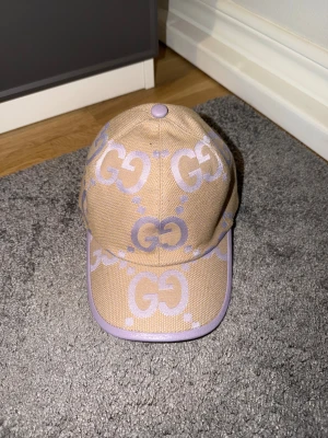 Cap  - 🧢 Cap  ✈️ Shipped same day  📏 Size S  🌟 Condition - new, never worn