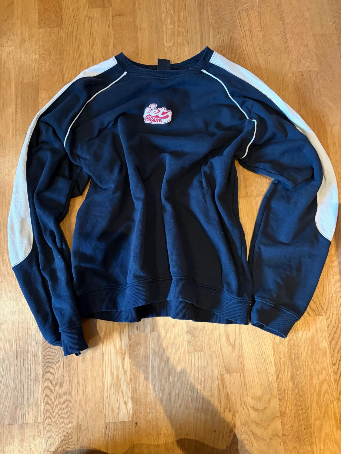 Svart tröja från iets frans - 1