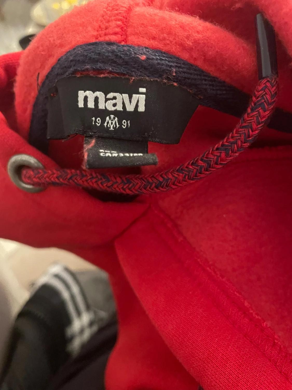 Röd hoodie från Mavi med huva - 2