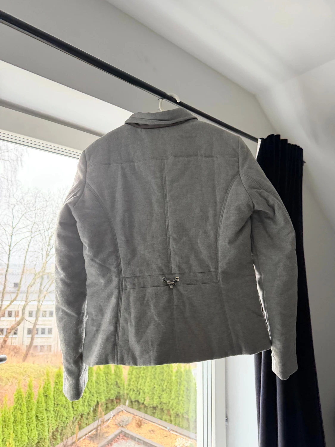 Grå kavajjacka från Massimo Dutti - 1