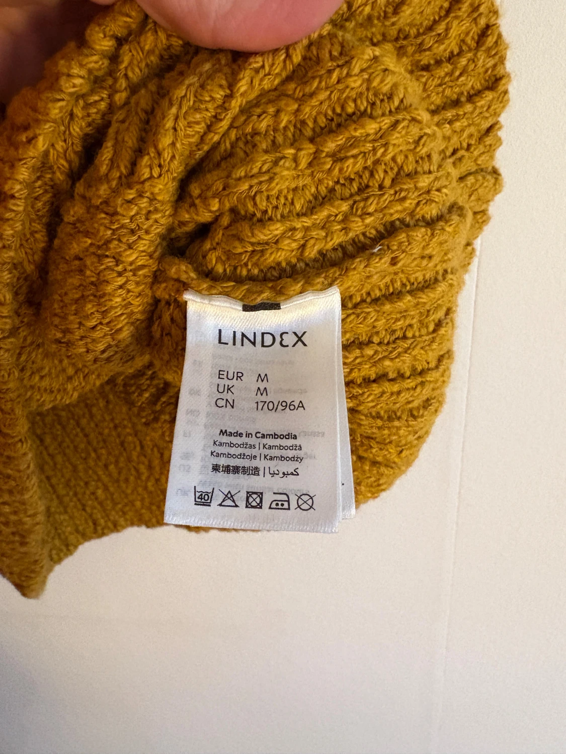 Senapsgul stickad linnetopp från Lindex - 2