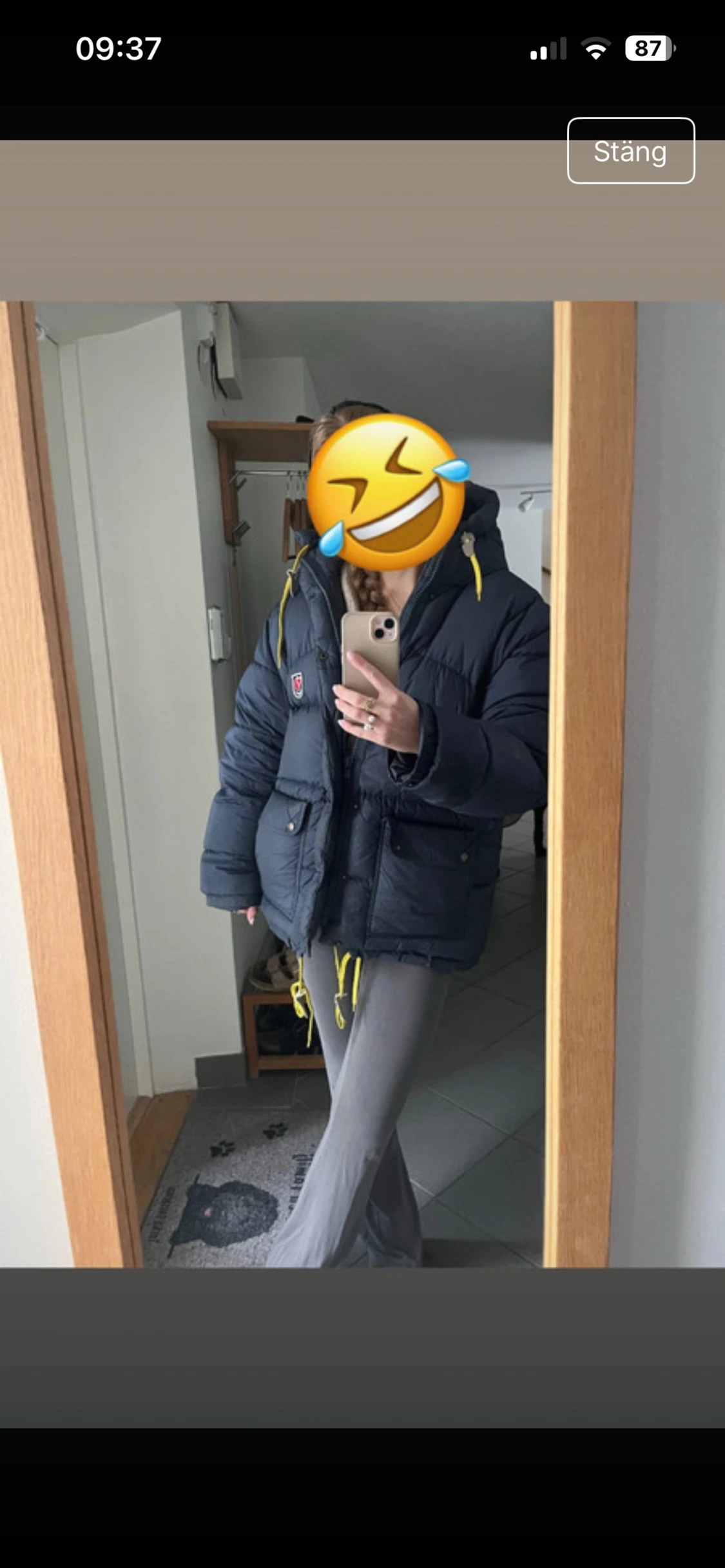 Mörkblå pufferjacka från Fjällräven XXS