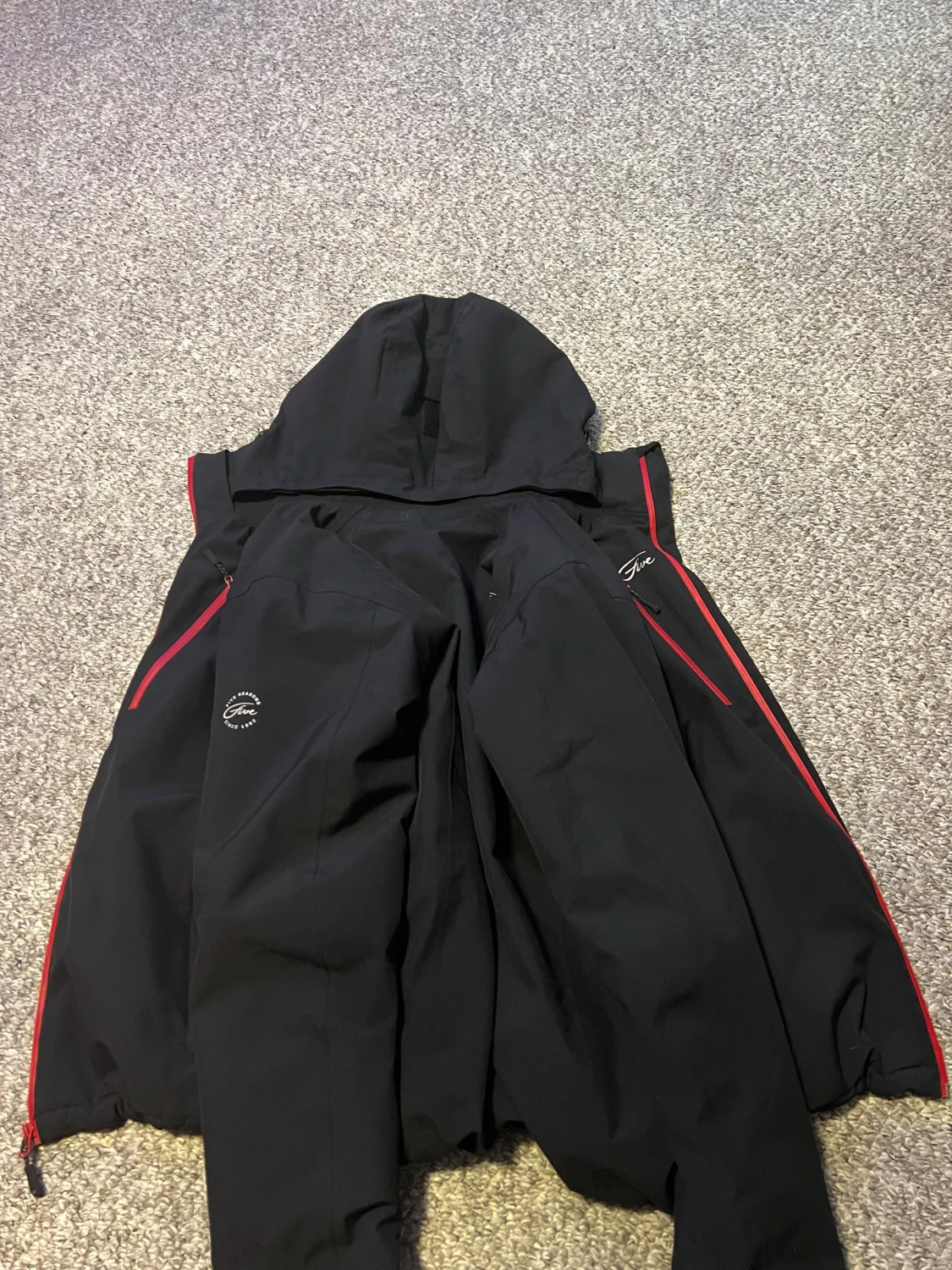 Svart vindjacka från Five Seasons - 5