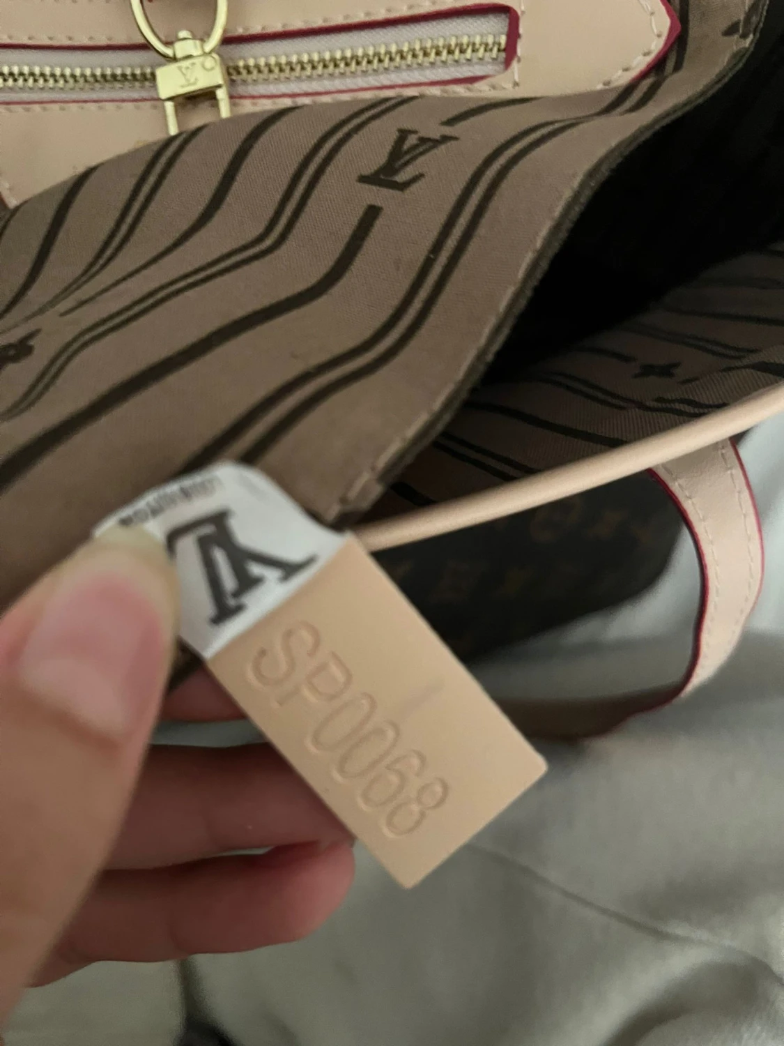 Louis Vuitton Neverfull monogramväska - 4