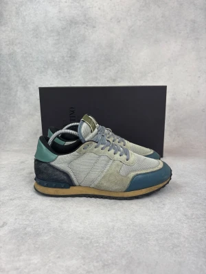 Valentino Rockrunner sneakers  - – Condition: 8/10  – What is included: Box and dustbag  – Retail price: 700 euro