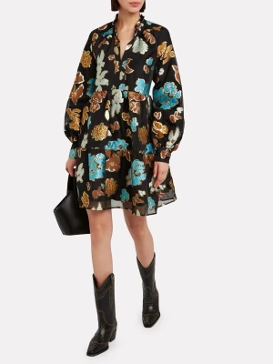 Stine Goya, Jasmine dress - Stlk XS men mycket generös i storleken och passar upp till M. Lite ytluddig i ärmarna på de bruna blommorna, se bild. Hittar i övrigt ingenting att anmärka på. 