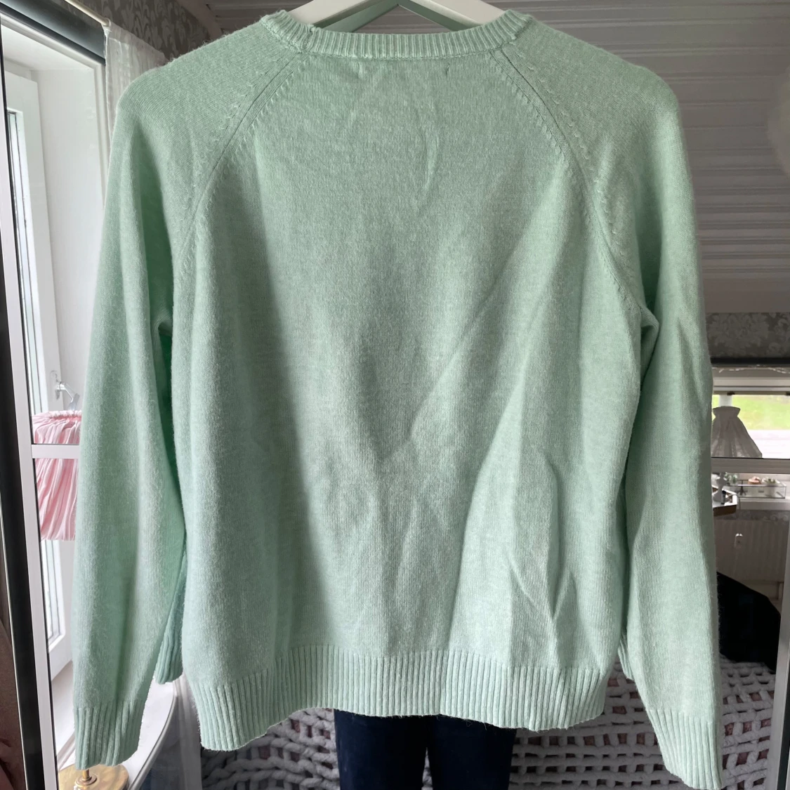 Mintgrön stickad tröja  - 1