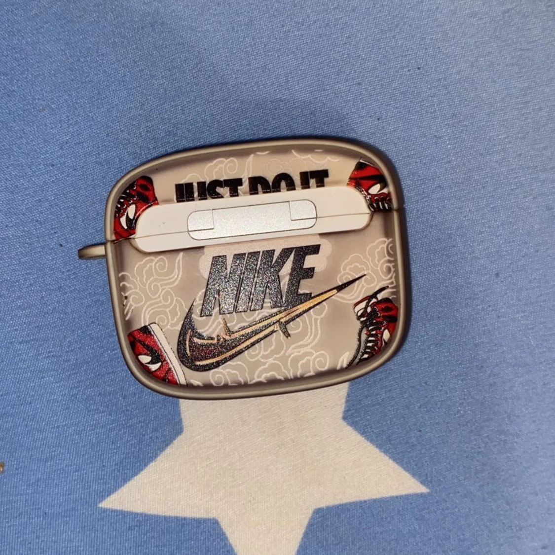 AirPods med Nike-design skal - 1