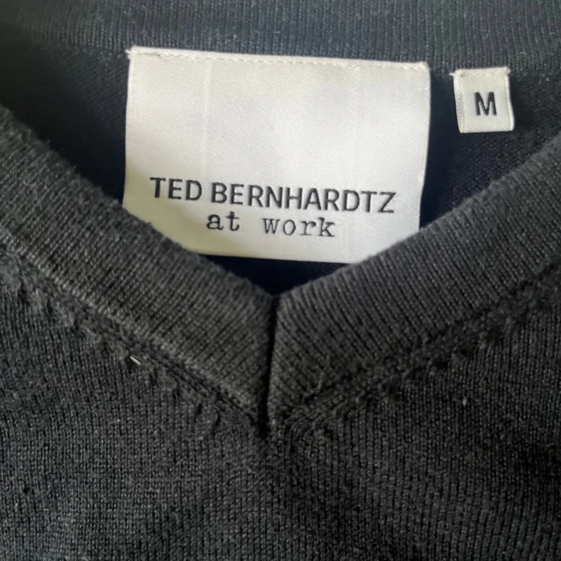 V-ringad Ted Bernhardtz tröja  - 2