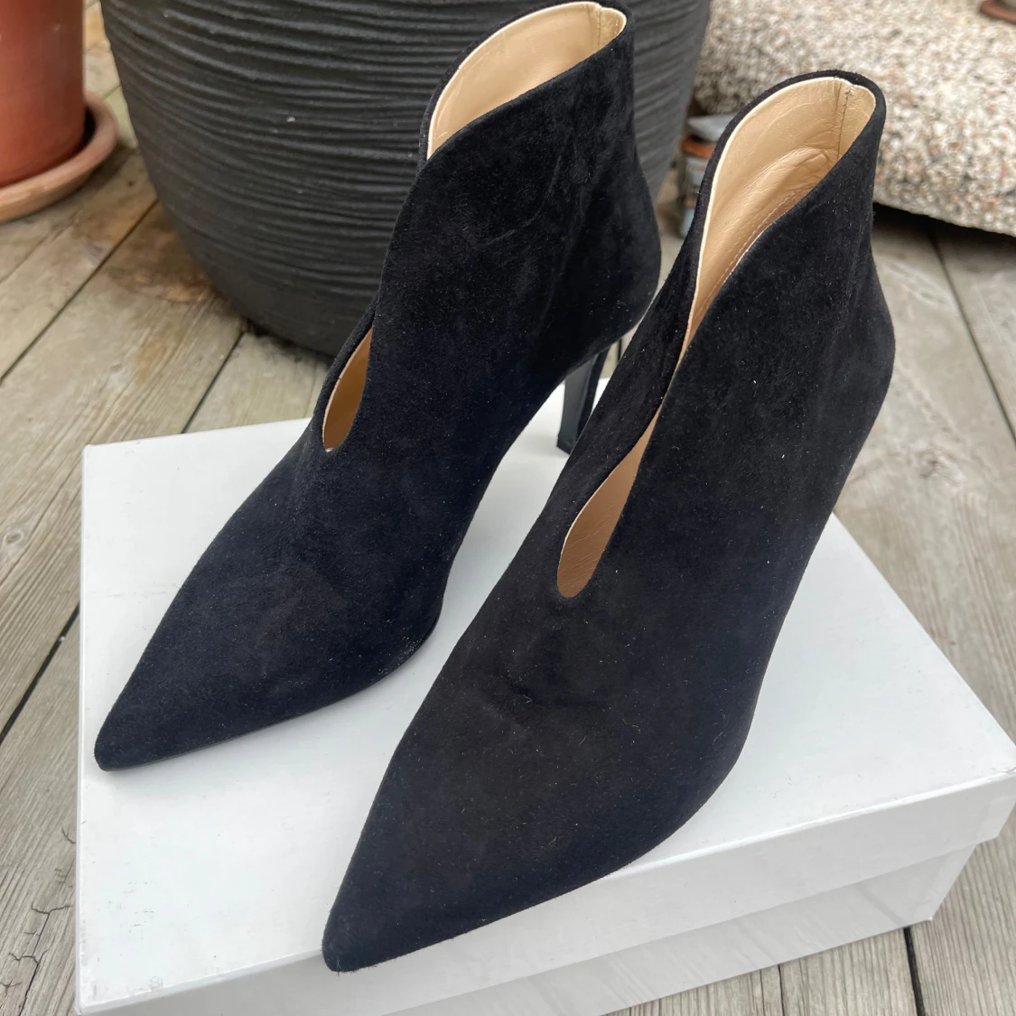 Svarta mocka stövletter med klack