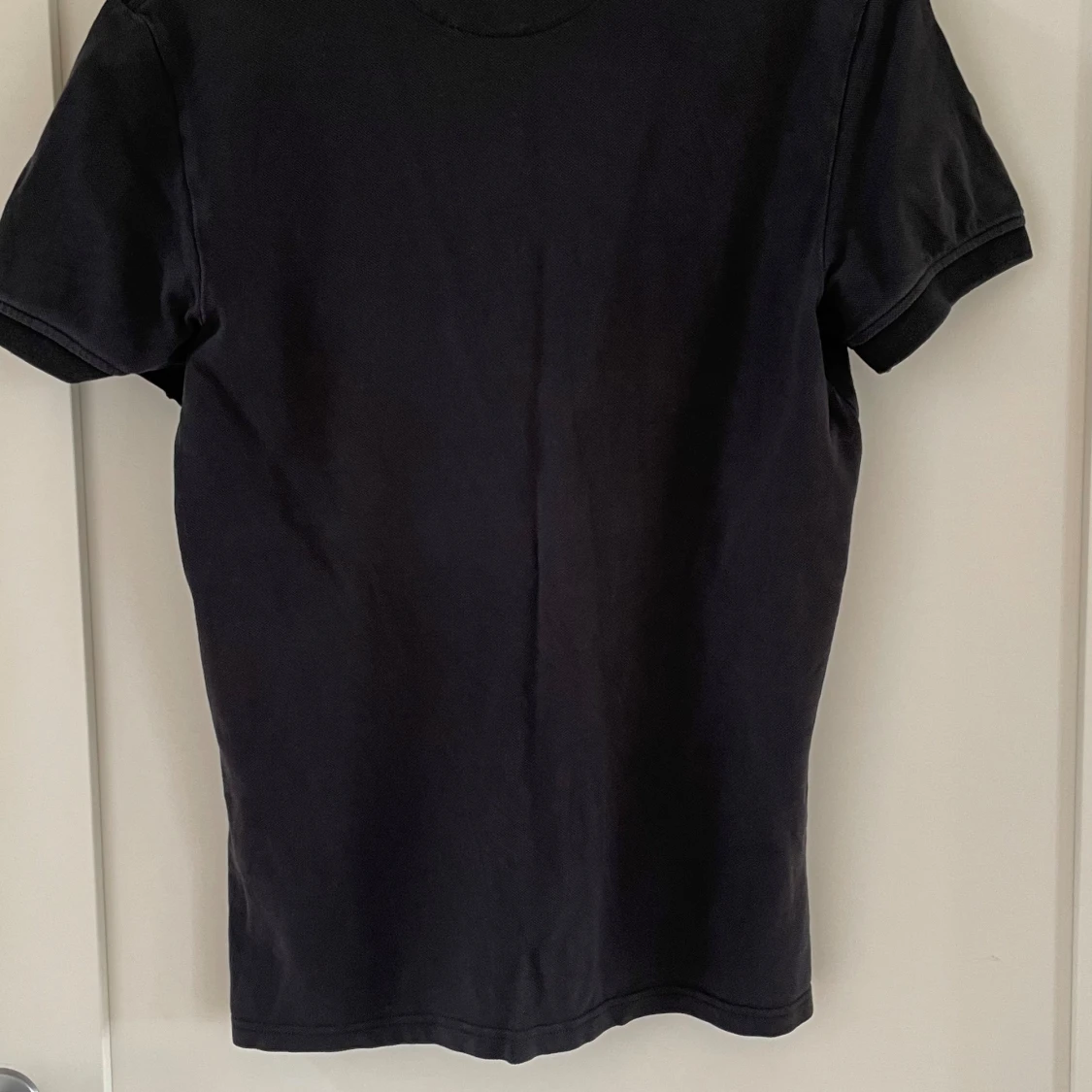 Svart pikétröja från Lyle & Scott S - 1