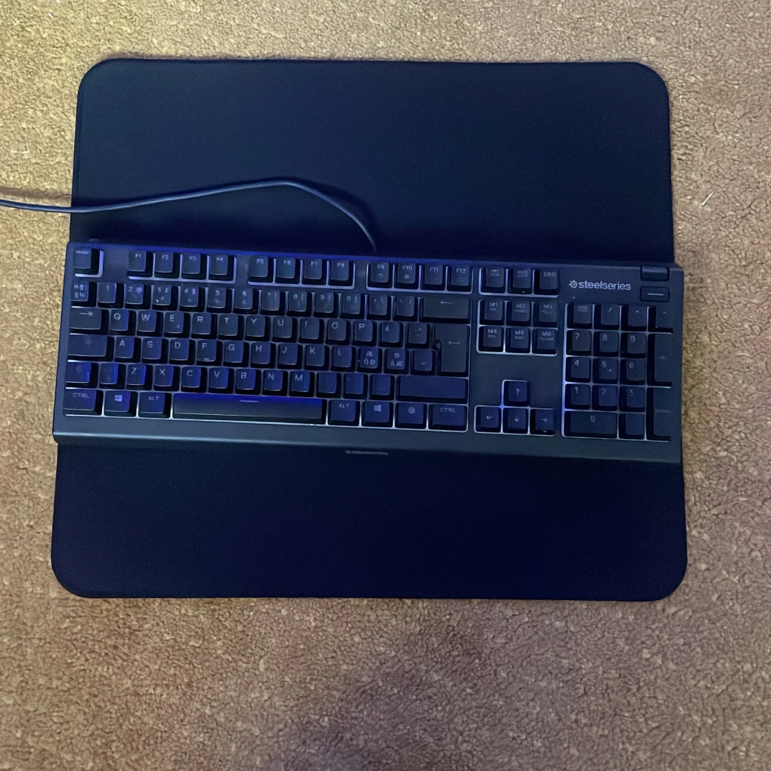 SteelSeries RGB Gaming Keyboard+steelseries musmatta M