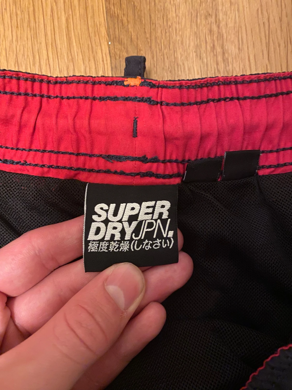 Svart badväst Superdry med tryck - 2